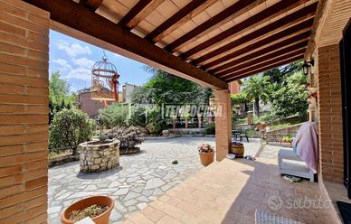 ST206 - VILLA INDIPENDENTE RISTRUTTURATA