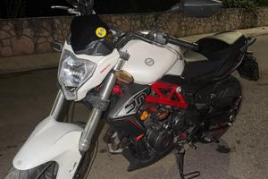 Benelli 300