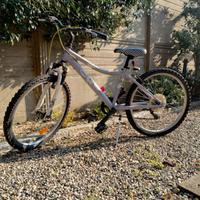 Bicicletta da ragazza