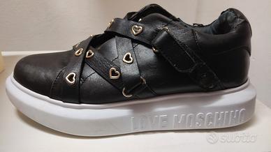 scarpe i love Moschino