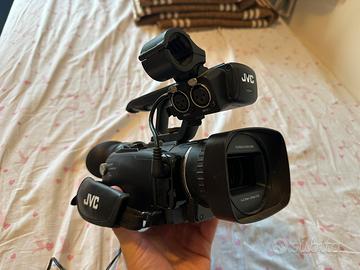Videocamera JVC GY-HM100E ProHD 3CCD FullHD