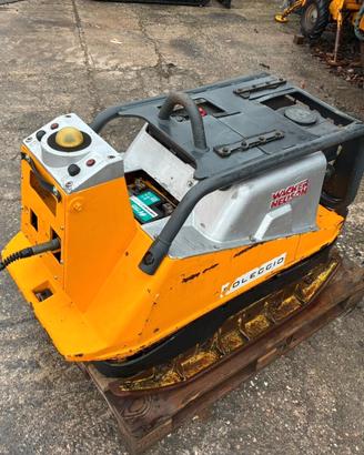 A265 - Piastra radiocomandata Wacker Neuson