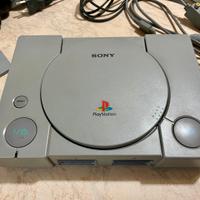 Sony Playstation 1 con controller e memory