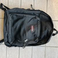 Zaino Eastpak e astuccio