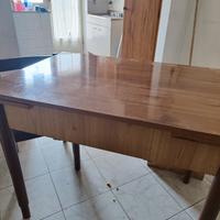 Gratis tavolo allungabile 