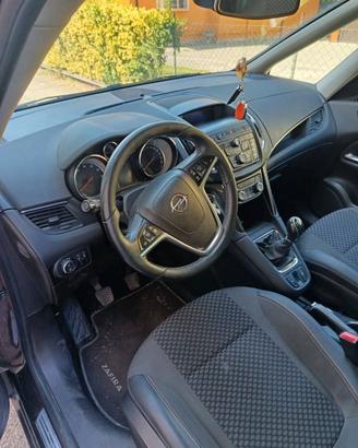 Opel Zafira Tourer B eco metano 1.6