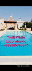 Trulli White con piscina Locorotondo