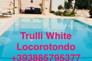 Trulli White con piscina Locorotondo