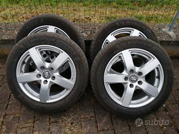 Cerchi in lega 16" Skoda con pneumatici invernali 
