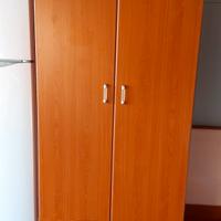 Armadio color ciliegio 