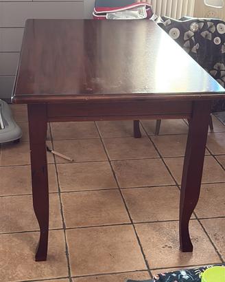Tavolo in legno