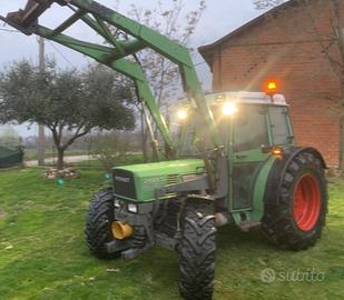 FENDT 280 S con caricatore e sollevatore frontale