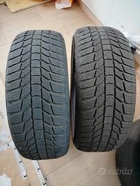 Gomme 215/60/17