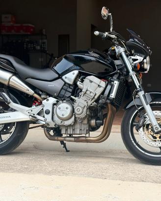 Honda Hornet 900