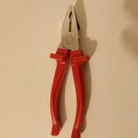 Pinza beta isolata universale