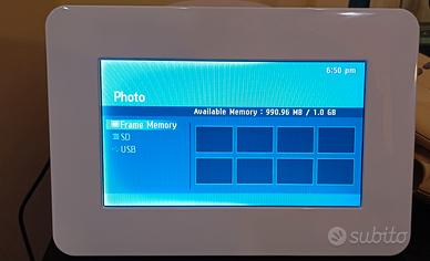 Samsung Digital Photo Frame SPF 71-E