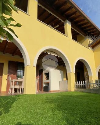 3 LOCALI A PADENGHE SUL GARDA