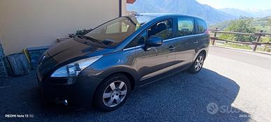 Peugeot 5008 del 2011