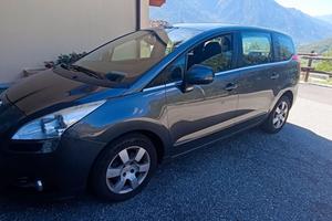 Peugeot 5008 del 2011