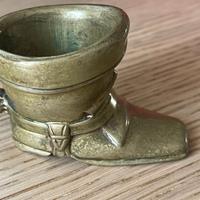 Stivale con speroni in ottone vintage