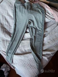 Stock pantaloni donna