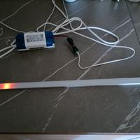 Led sotto pensile