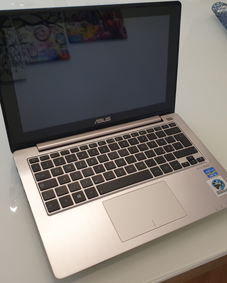 Notebook Asus Vivobook S200E con SSD 240 GB