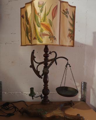 Lampada vintage Ugolini da collezione legno e rame