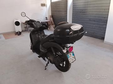 scarabeo 125gt