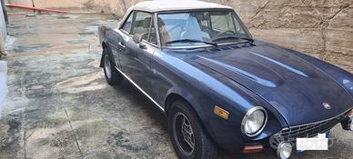 Fiat 124 spider America CS2