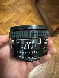 Nikon Nikkor AF 20mm 2.8