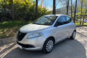 Lancia Ypsilon 1.2 69 CV 5 porte Elefantino