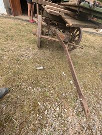 carro d'epoca in legno 