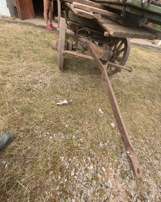 carro d'epoca in legno 