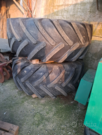 Pneumatici con cerchio John Deere