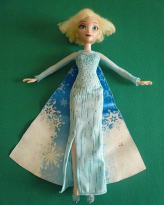 Frozen - Elsa / Anna e accessori