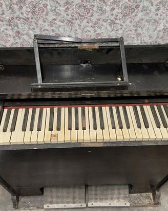 Harmonium da restaurare