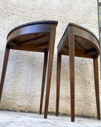 2 tavoli angolari e tanti mobili d'antiquariato