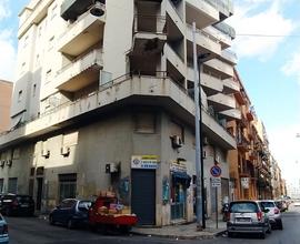 Via del vespro, ufficio/studio medico