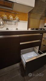 Cucina Scavolini con  tavolo 