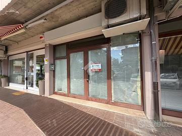 NEGOZIO A CESENA