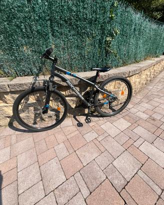 Bicicletta Rockrider