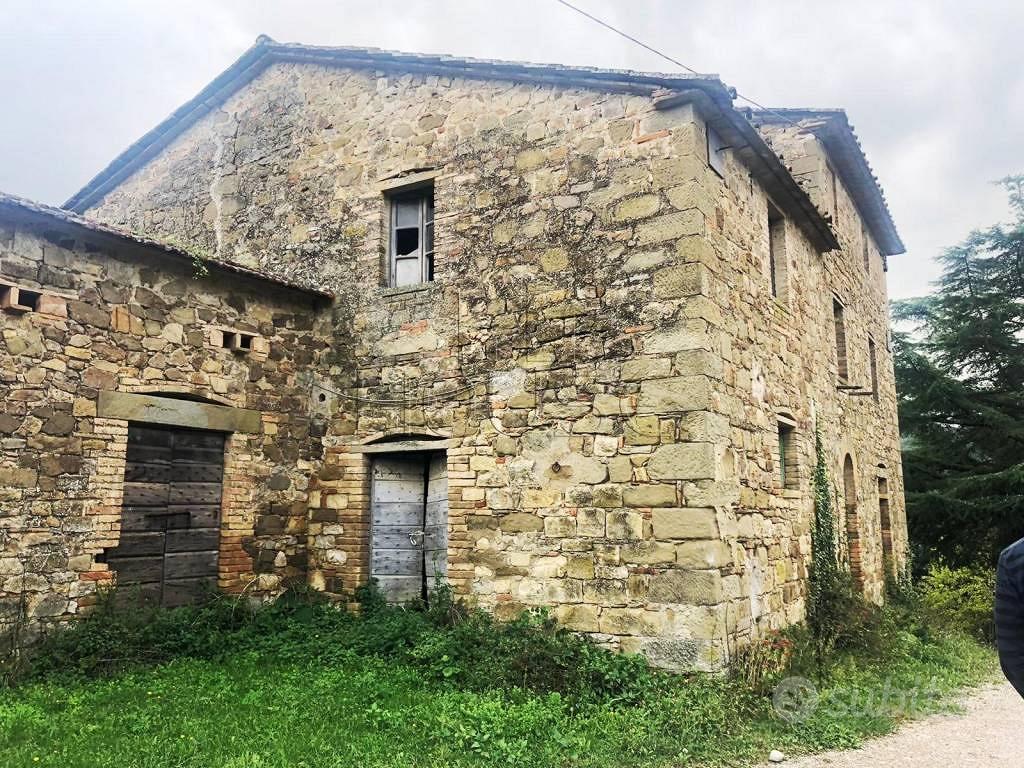 Rustico / Casale di 60 m² con 4 locali a Città di - Vista 2