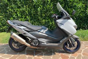 Yamaha T Max 560