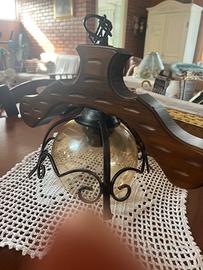 Lampadario in ferro battuto