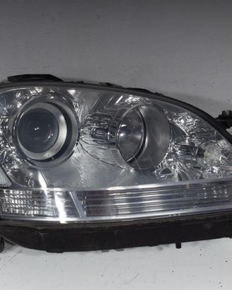 Faro destro Mercedes M-Class (W164) 3.0 D