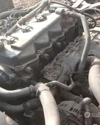 Motore nissan cabstar 2.5 131 cv yd25