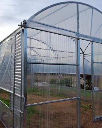 Fabbrica di serre agricole su misura