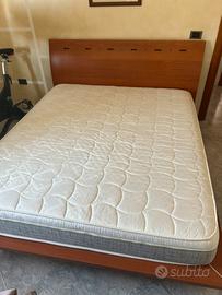 Letto contenitore matrimoniale con rete a doghe