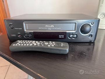 Videoregistratore VHS Philips modello VR487